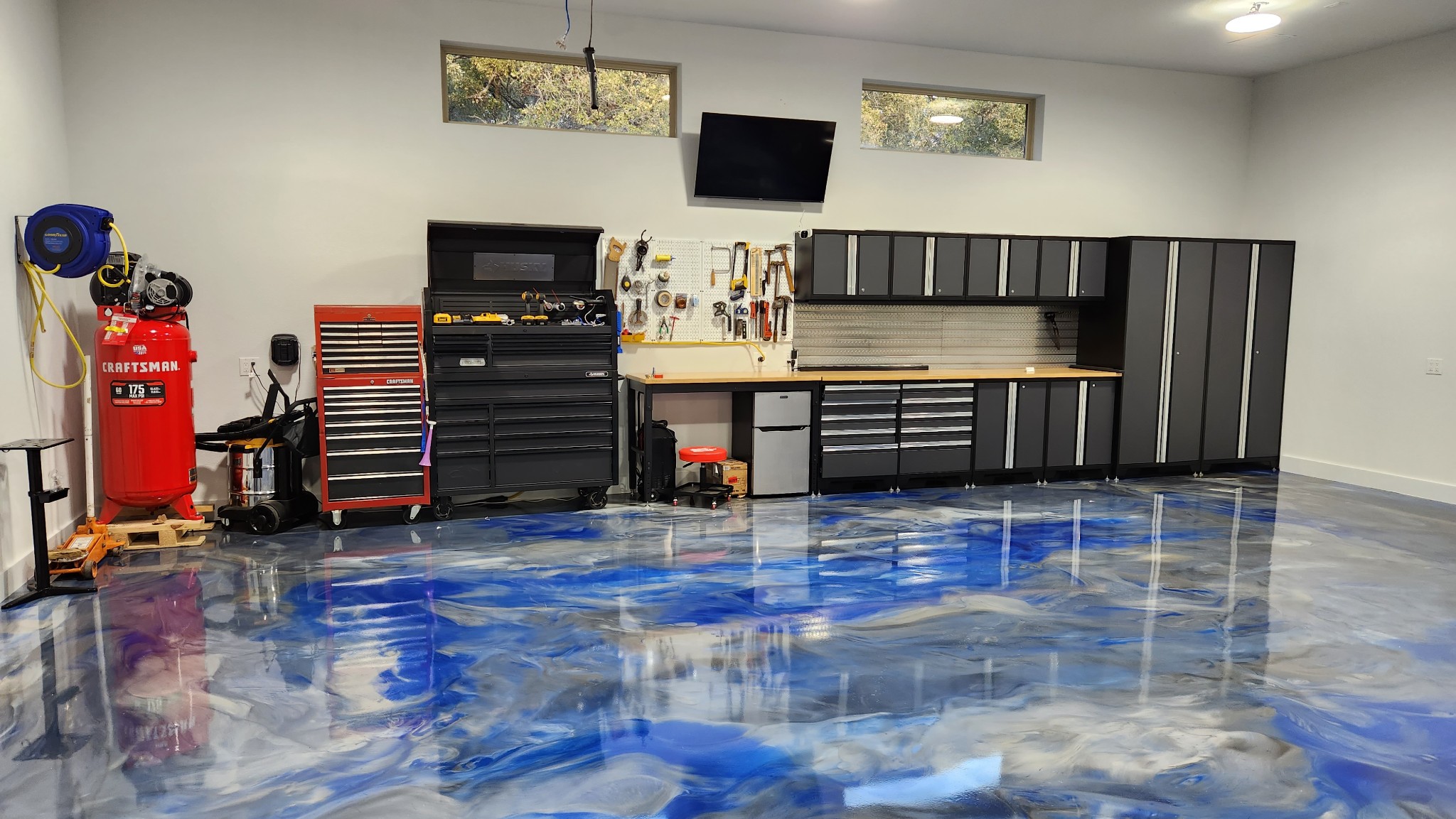 M&M Epoxy Coatings — Long Island epoxy flooring